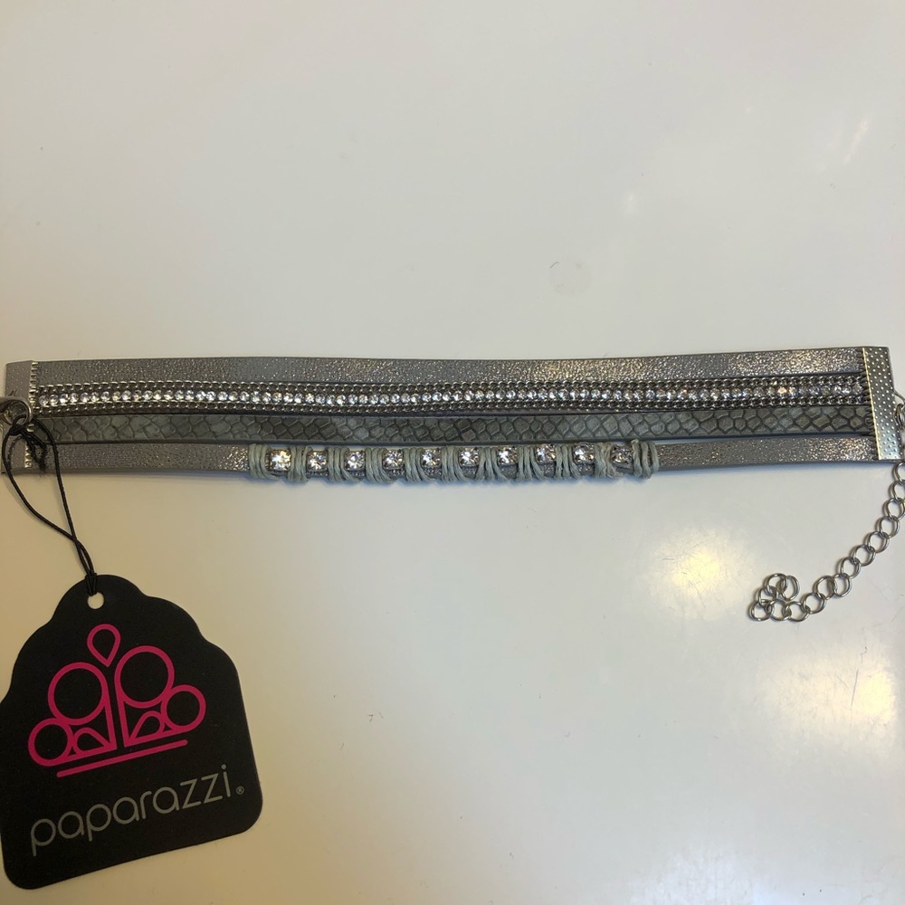 NEW paparazzi Bracelet